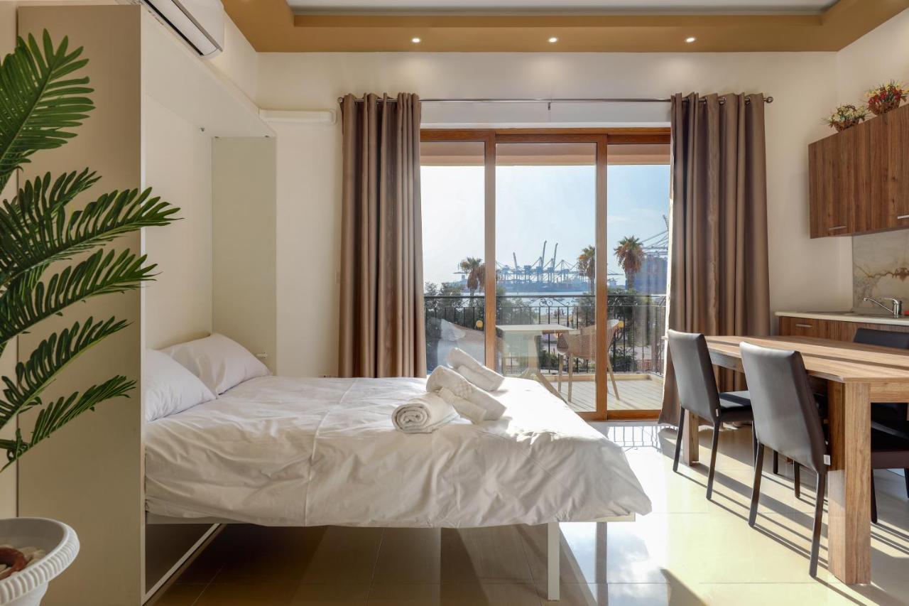 Gem Beachfront Apt With Amazing Bay And Sea Views Birżebbuġa Exterior foto