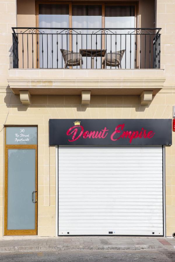 Gem Beachfront Apt With Amazing Bay And Sea Views Birżebbuġa Exterior foto